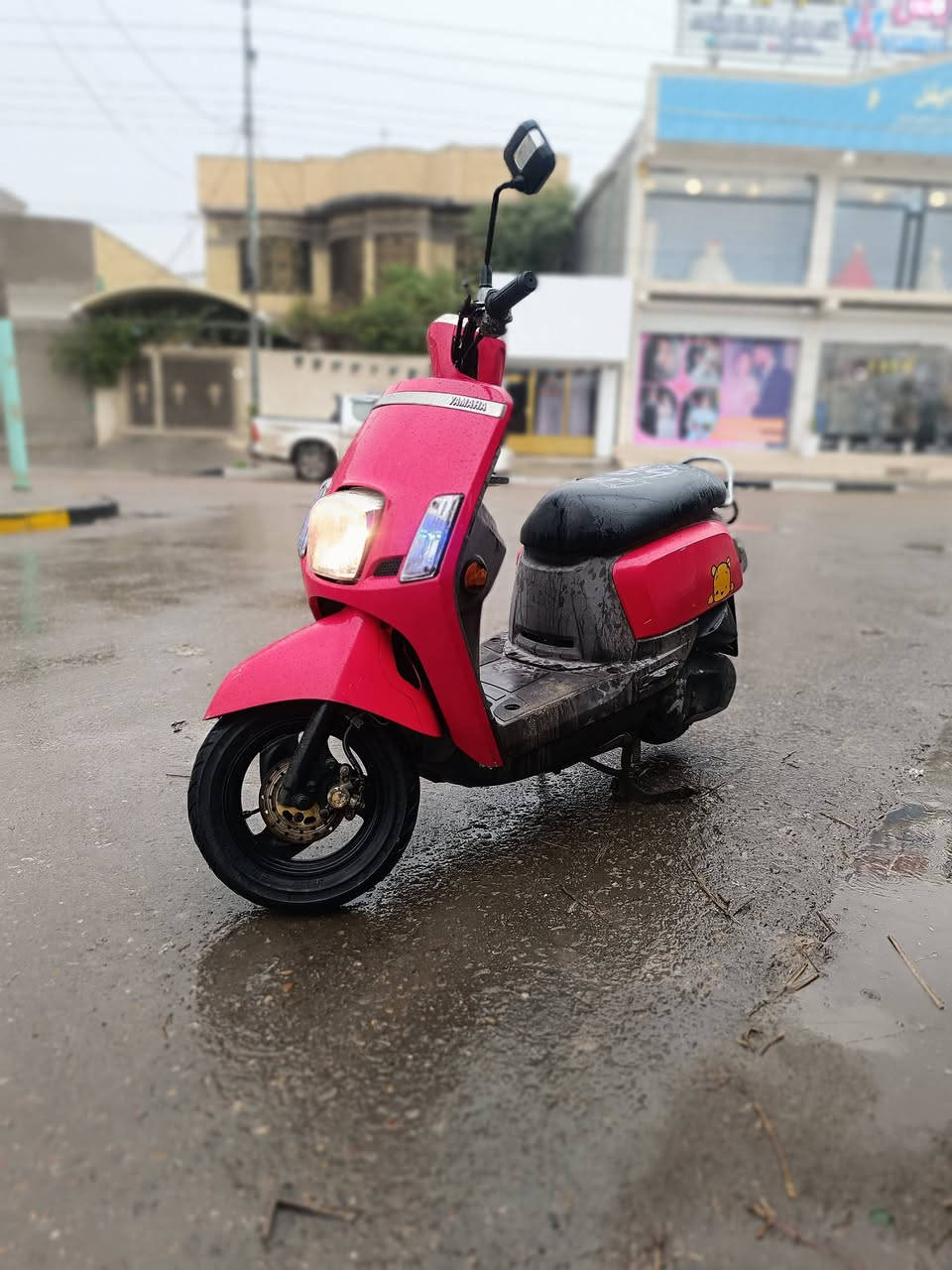 ماكس بوليس مسطره للبيع
مزوده كلچات رياضي WF
شوته 4 ولف
منظومه زنون بلاديه 
موديل 2013 
نازله من الرمبه صارلها شهر 
العنوان / البصرة / الدير 
السعر واحد و ميه وبيها مجال 
***********
