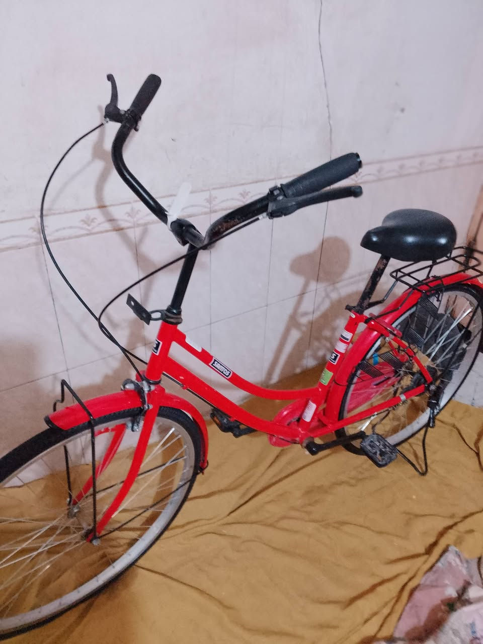 السلام عليكم شباب بايسكل للبيع موديل 2022 شهر 3 مكاني كربلاء حي العامل منطقه الثالثه سعر 130 بمجال قليل رقم الهاتف *********** بي واتساب خاص مفتوح 🌹🌹
