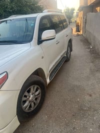 لاندكروزر • ٢٠٠٩ • رقم بغداد