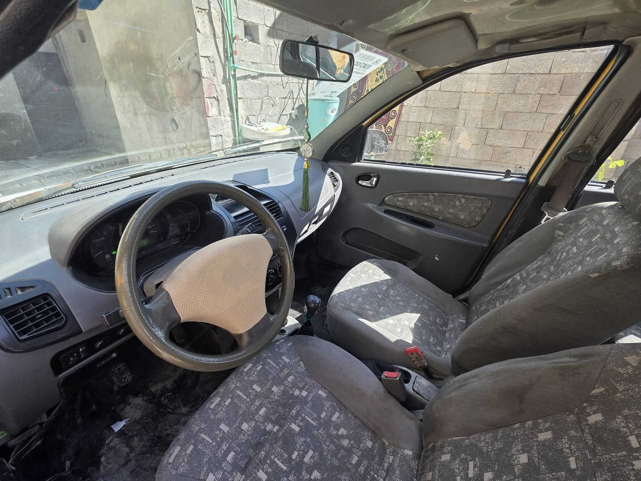 سلام وعليكم طيبه 2015
مكفوله السياره جديده مال جناي 
تبريد تخم تاير حداديه 
هيه غرمات مصفره سنويه جديده 
رقم بغداد الدولي 
العنوان بغداد.  ***********
