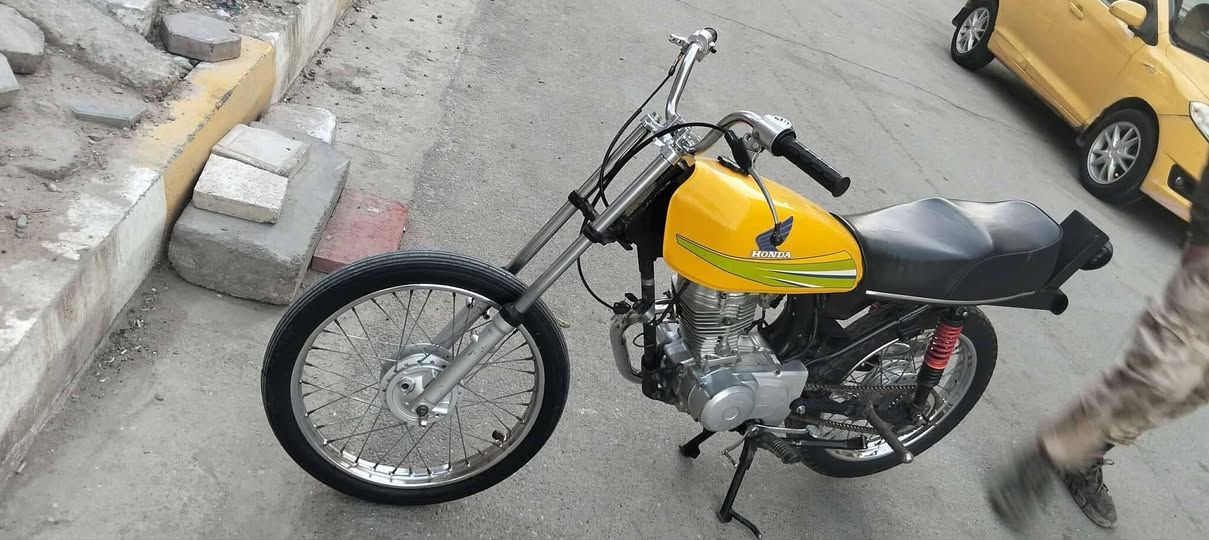 السلام عليكم دراجه 
للبيع عنوان ناصريه مركز ***********
