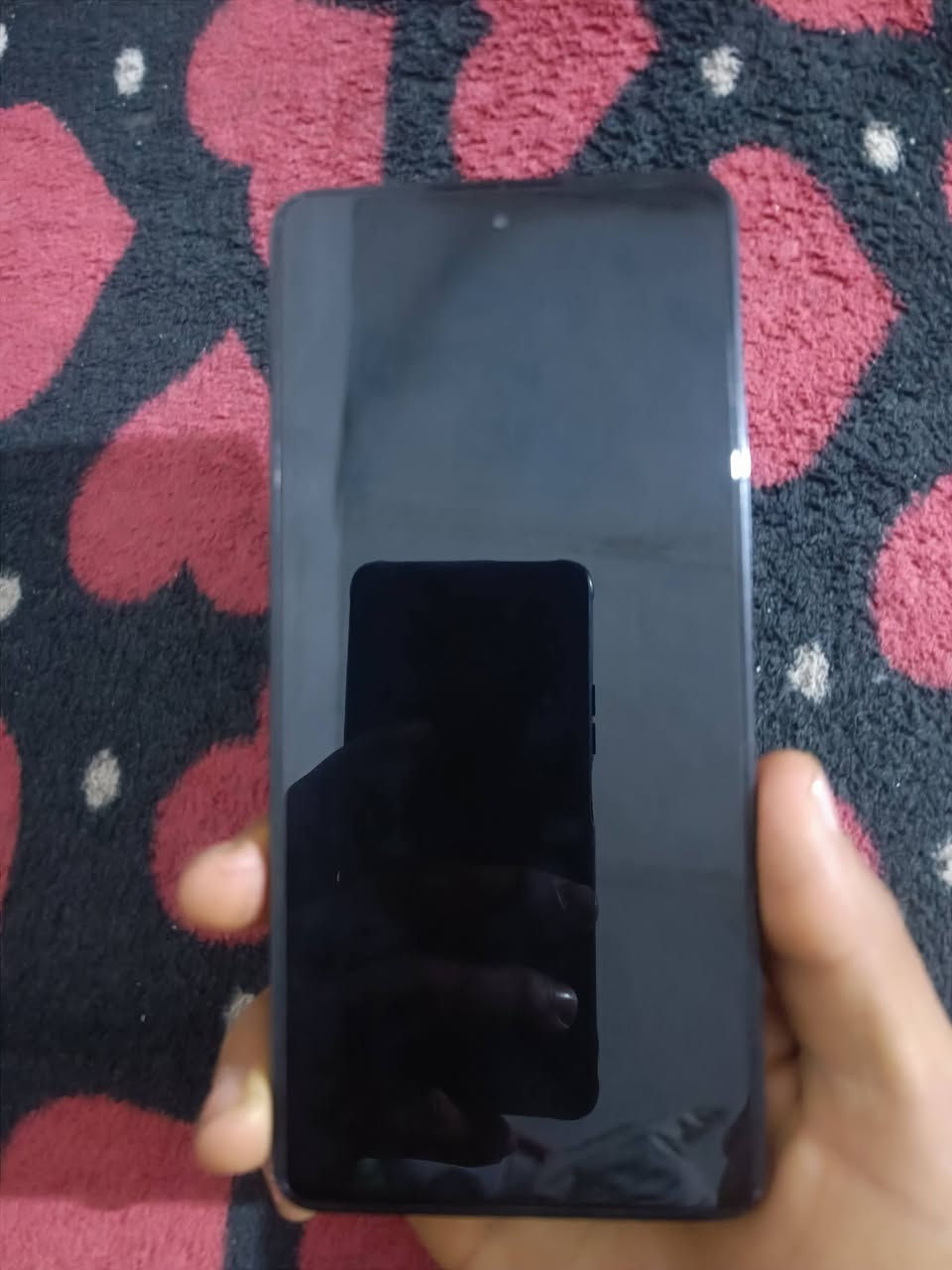 جهاز راقي  تكنو كامون  20برو 5G 
ذاكرا 256  شاشة 120فريم وحش 
ببجي 90وباقي للعاب 120 
بطارية 5الاف  جهاز برغي ما مفتوح بي جديد بدون غراض  سعر بلاش 175 الف 
 عنواني بصرا كرمة علي رقمي ***********
