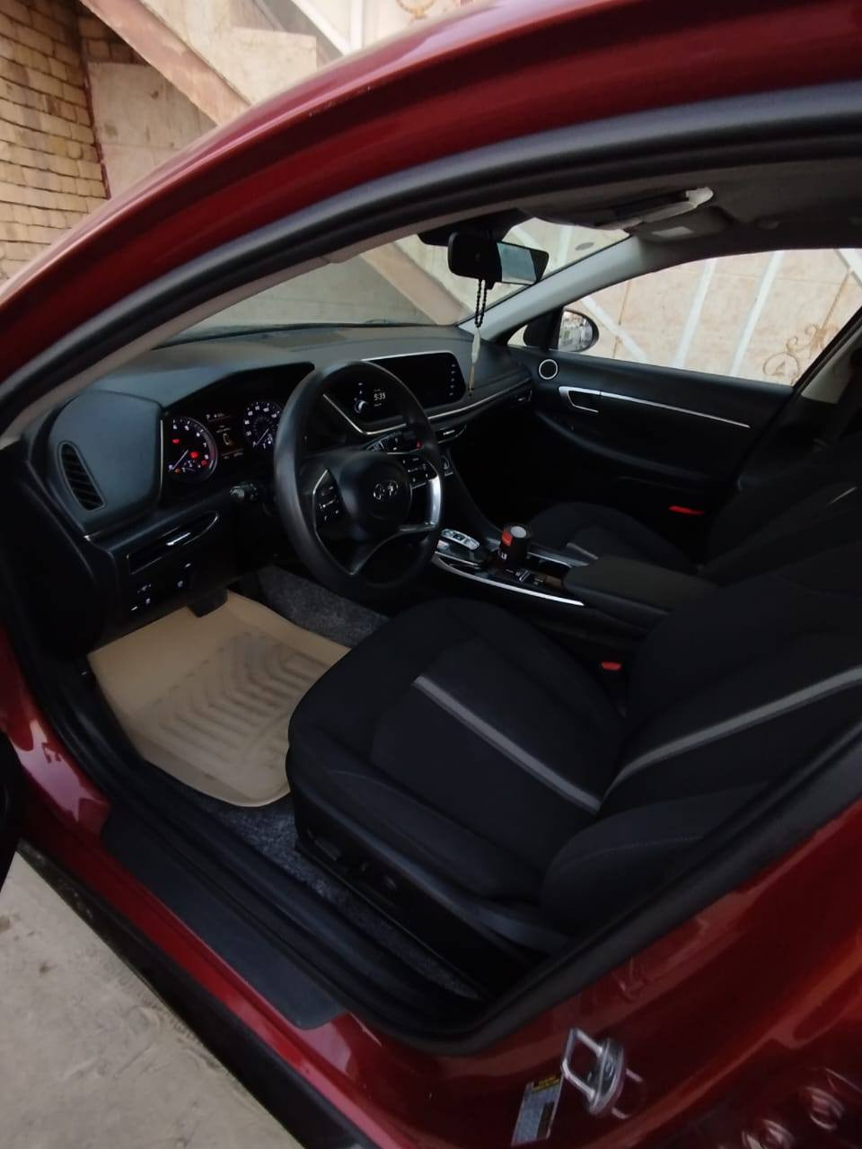 السلام عليكم 
سوناته موديل 23 دخول جديد معوقين ذي قار مكينه 2500   رادار ونقطه عمياء في المرايه تدفئة بلكشن اشاره بلمرايه السعر 165 وبيه مجال للشراي للاستفسار ***********
