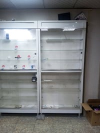 عرضتين مستعمله للموبايل للبيع سعر الوحدة ١٠٠ الف في بغداد الجديده النع...