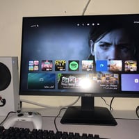 xbox series s جهاز نضيف لوك ستيكر اصدار 2023 استخدام قليل كارتونه و كل...