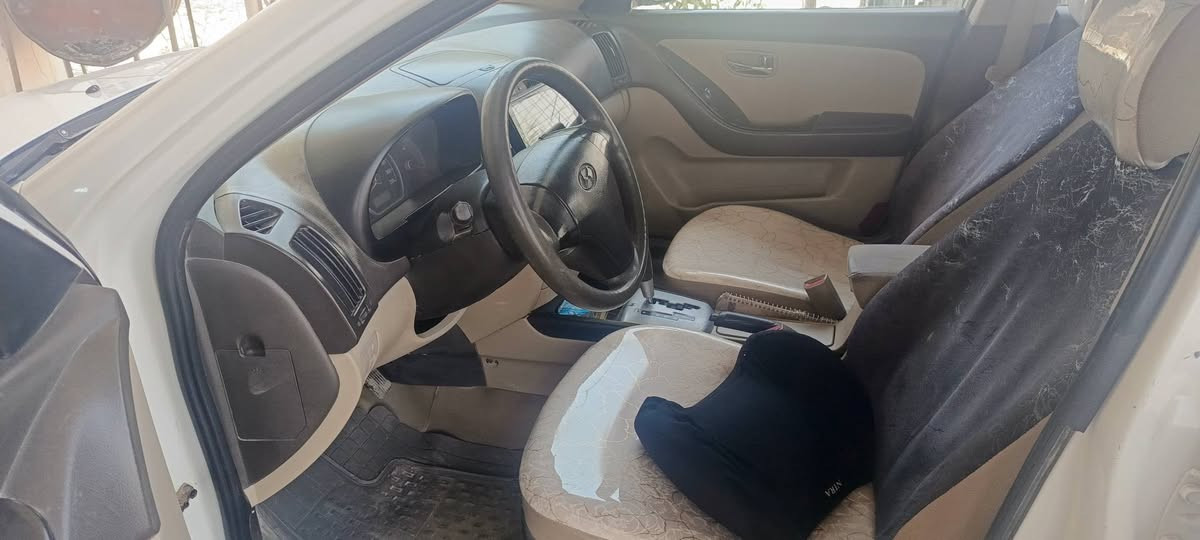 السلام عليكم 
النترا موديل 11
مكينه 1600 دكشن عالي 
مكينه وكير وتبريد جدد 
رقم اربيل دولي 
السعر 100 
***********3
