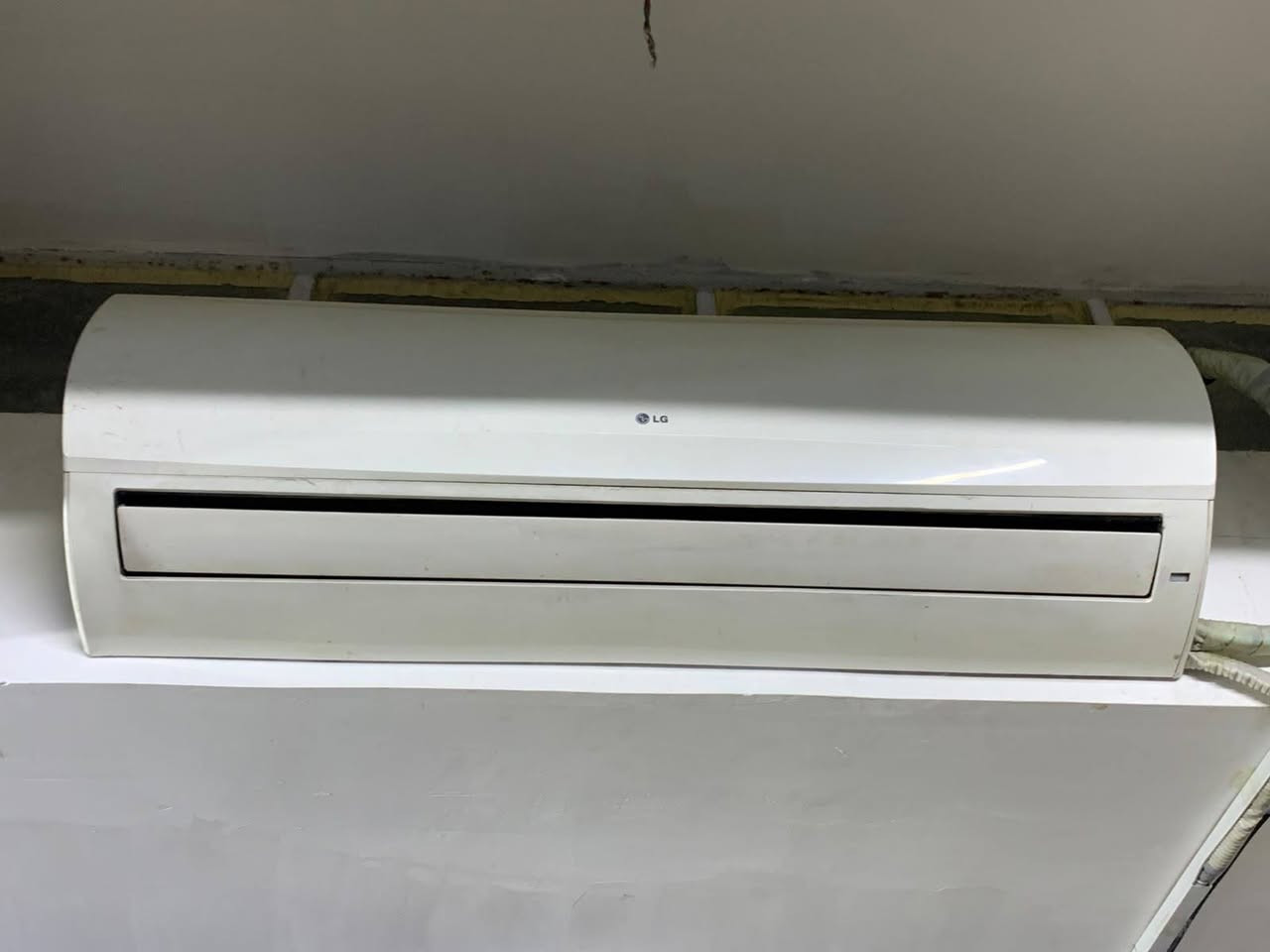داخليات عدد ثنين ٣ طن نوع lg ريمونت وحماله كاملات بدون تصليح بدون ليك بلاديات مال شركه القطعه ب٢٢٠ رايده 
وكارت  خمسه خط بعني تنشد اي خارجيه اله 
*********** بغداد يتوفر توصيل
