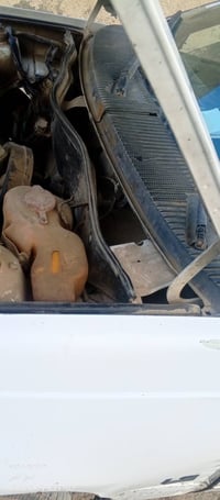 سياره كاديت للبيع  السياره جاهزه بيه مكينه وكير كارتون جديد بي معنه ال...