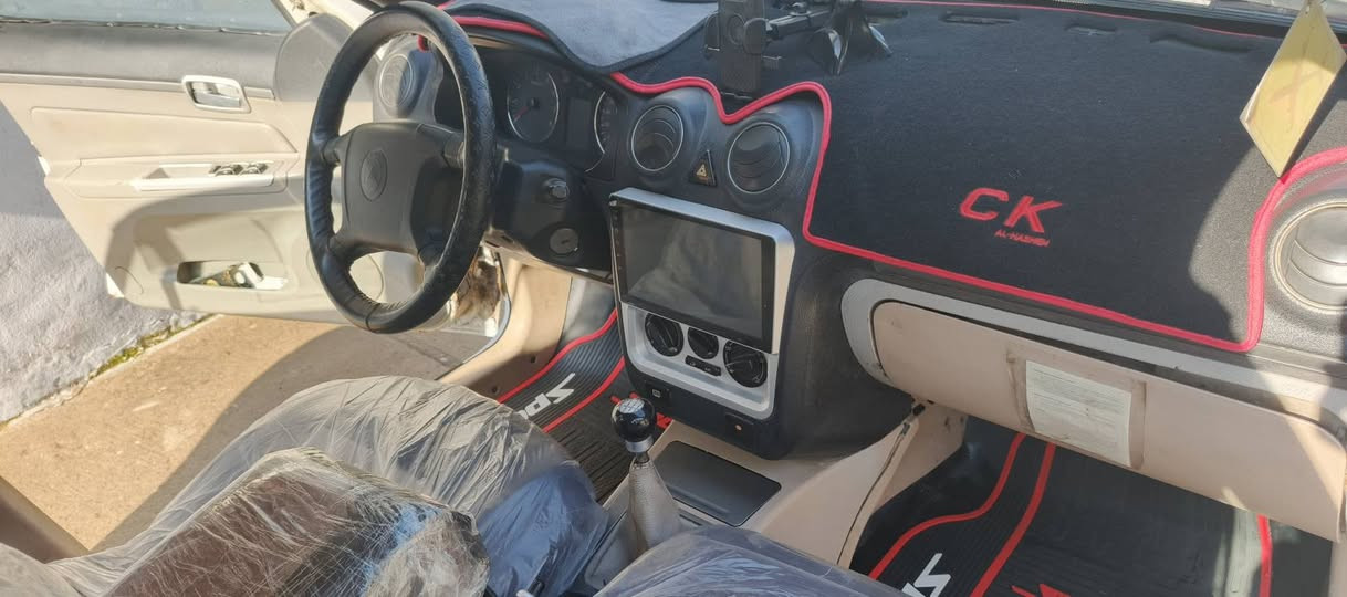 السلام عليكم للبيع سي كي رقم كربلاء مشروع وطني الشرعي بل موصل وعندي وكاله عامه باركود بااسمي كاربون بانزين بيها محرك كير باتري تايرات طخم ويل كب جدد صبغ عام جديد بيها طخه جاملغ الخلفي السعر 37 وبيها مجال للطيبين العنوان موصل حي عدن تعال وتدلل للااستفسار ***********
