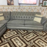 ديوان تركي للبيع 07700976945