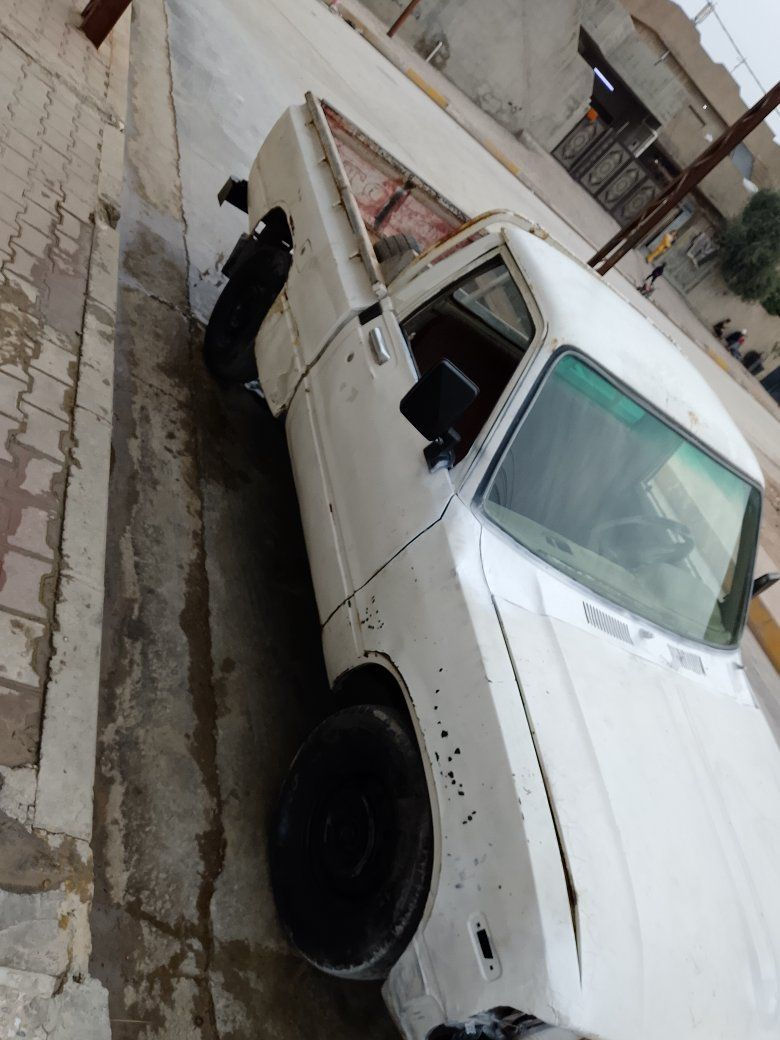 من رخصت الدمن 
بكام نضيف مجفت جديد 
سياره مثل ما بل صوره 
رقم ديالى
موجوده بكركوك 
العسر 20 وبي مجال 
***********
