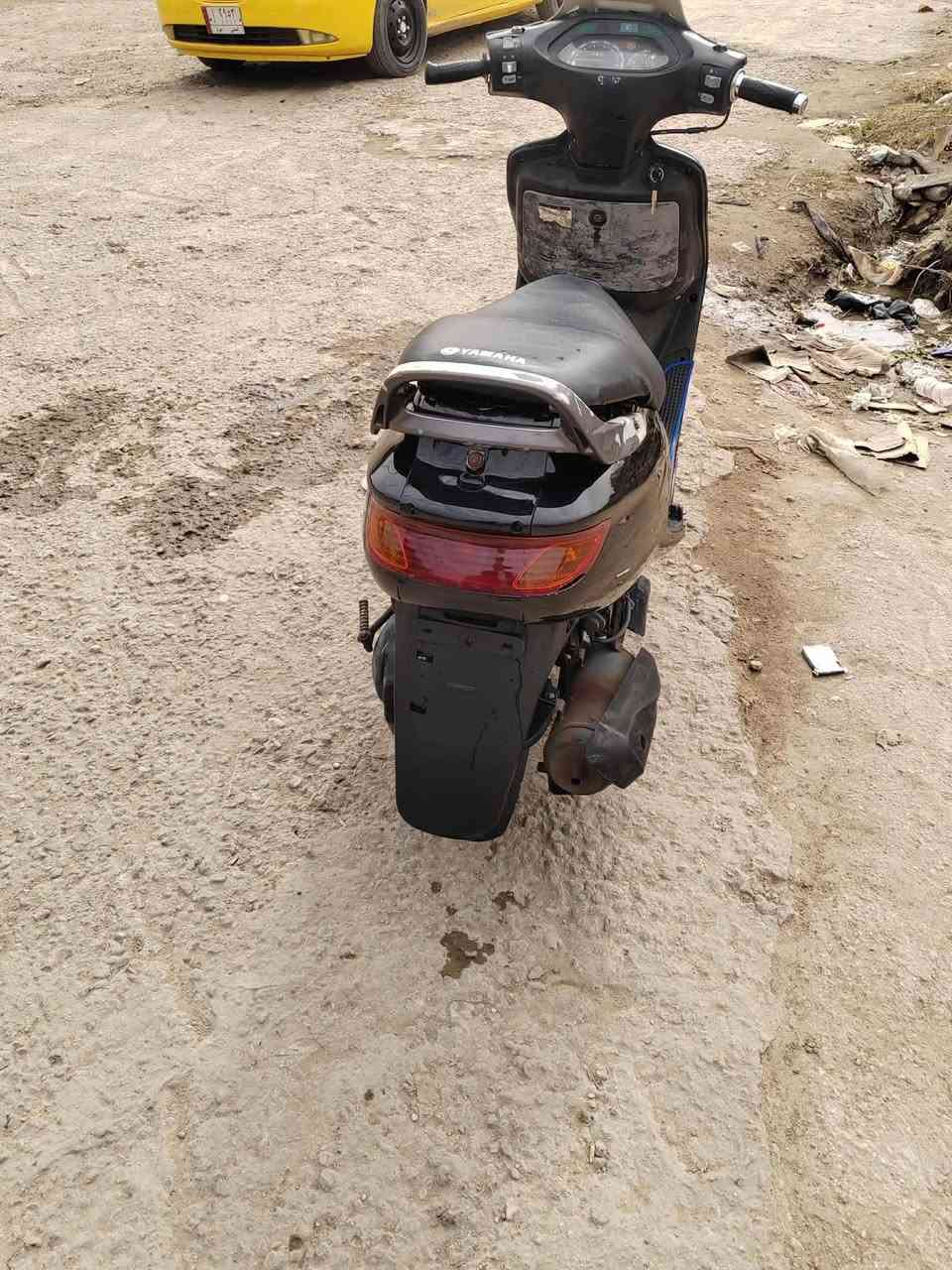 فراشه للبيع مكينه حاويه مامفتوحه
السعر 550 وبيهه مجال قليل 
مكاني الديوانية وهذا رقمي 
***********
