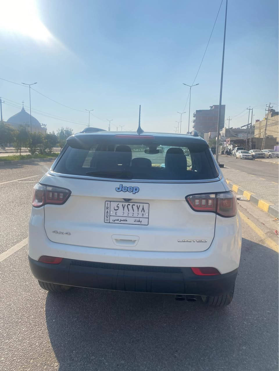 السلام عليكم جيب كومبارس مديل 2018 
للبيع حادثه فقط حافة البنيد ب امريكا  والبنيد مبدل هناك ب امريكا والسياره وارد امريكي 
السياره فول موصفات واحد ع واحد غرفة السياره جلد
بصمه تشغيل عن بعد تحكم ستيرن فتحه ب قماره جهتين 
٤سلندر محرك 2.4 
شراي وناوي صدك تشتري طب استفسر غيره رجا لحد يدخل
الأستفسار اكثر الأتصال ع هل رقم *********** 
السعر 130 وبيه مجال بسيط النجف, العراق
