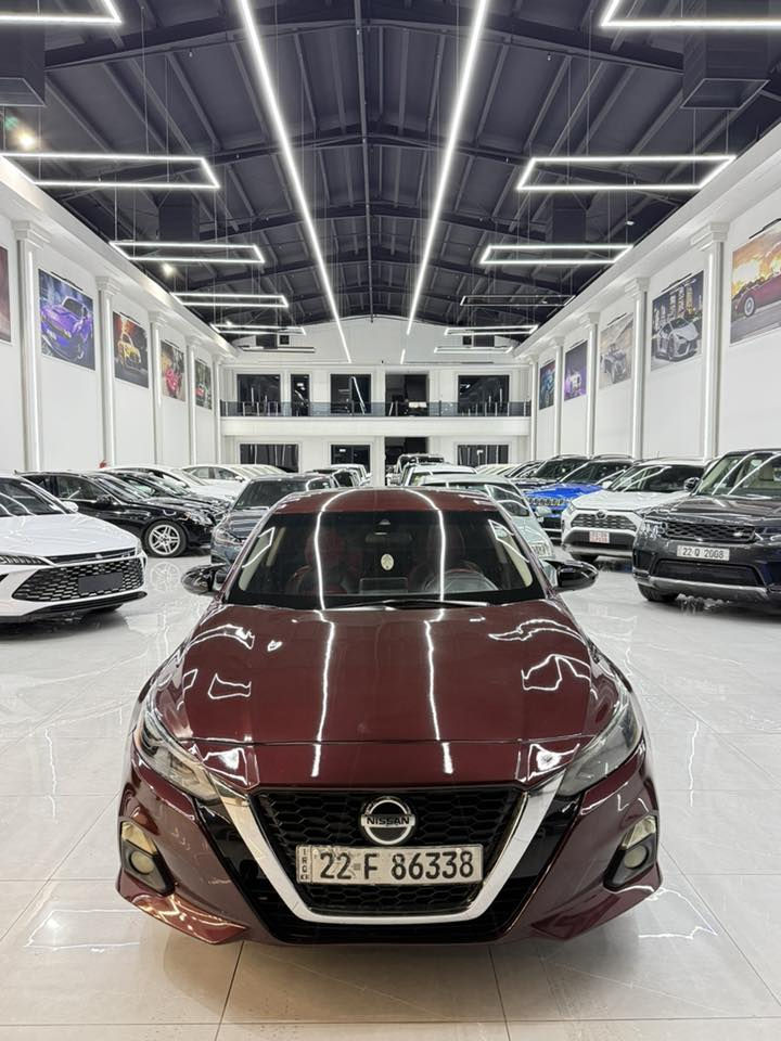 السلام عليكم
🚘✅نيسان التيما ٢٠٢٣ sv للبيع 

مواصفات بصمة رادار كشن كهربا شغال لايتات ليد 

محرك ٢.٥ ضربة سيارة جاملغ بنيت بيها ٣ قطع كلير 

مكانين بارد سنوى هزة جديد رقم جديد سعر ١٢٣ ورقة 

مكان سيارة اربيل ***********_***********
