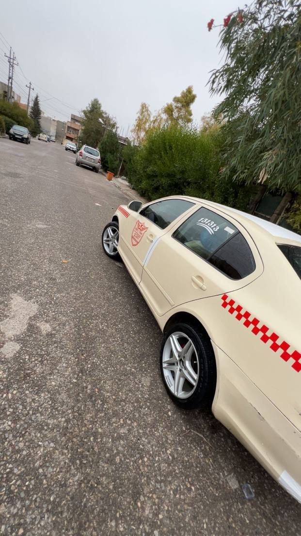 سکۆدە ی تکسی 13 گیرحادی  مە کیننە 20 جیتە  3 بارجە سبو خە بی ناو گرتن و دوو جی ساردە مالی دۆستە گیروو مەکینە و تە قە و رە قە ی بشرتە  وو بە ناوی خومە. سعر 91 مه جا لكي  زور کە می برا یانە     ژم،*********** أربيل, العراق
