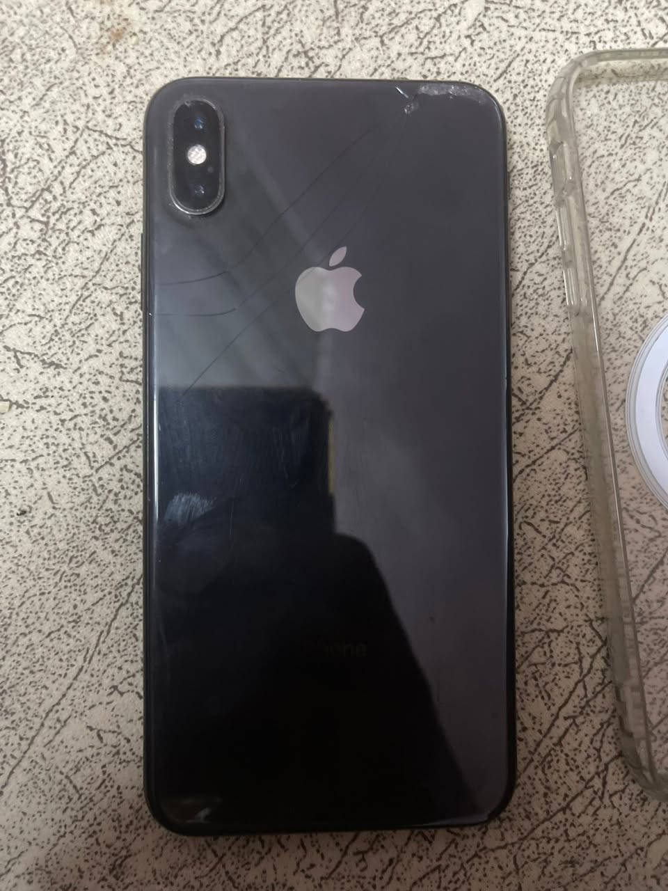 سلامو علیکوم 
ئایفۆن X max
64 گێگابایت
پتاریە٧٦
موبایل کلش نەضیف
ئایفۆن X maX
64گێگایە
باتری٧٦موبایلەکە بەس پشتی تۆزێ شکاوە زۆر پاکە
موبایل کەپس
سعر:190
رقم:***********
