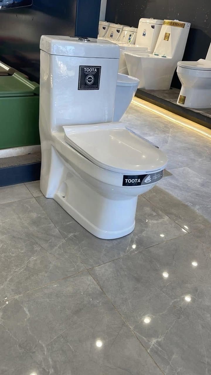 إلى وكلائنا في العراق وصول لدينا غربي توتا عالي درجه اولى اسعار مناسبه ***********
