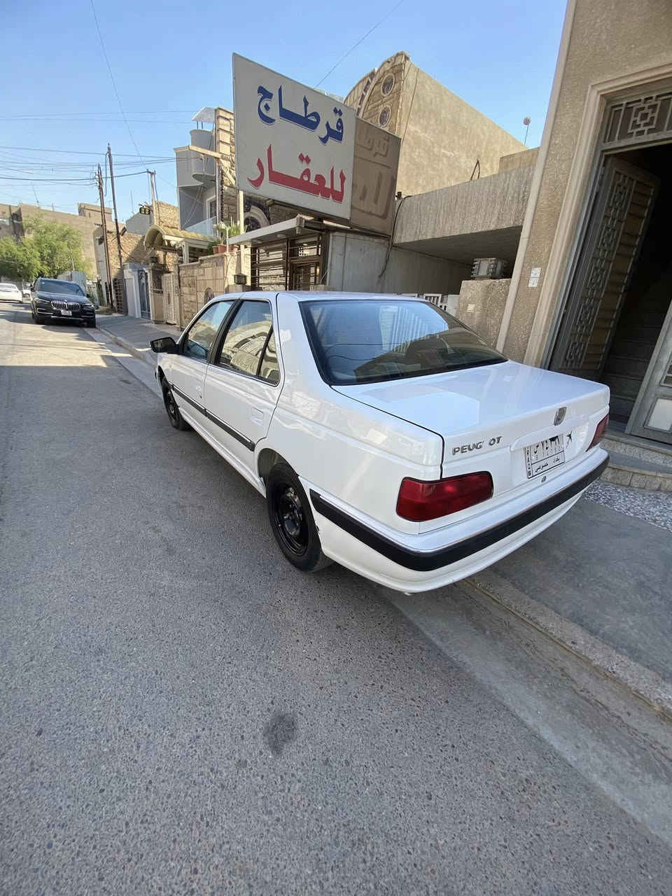 سلام عليكم بيجو بارس موديل ٢٢ مكان بغداد  بدون صبغ سعر.  75    ً  ***********
