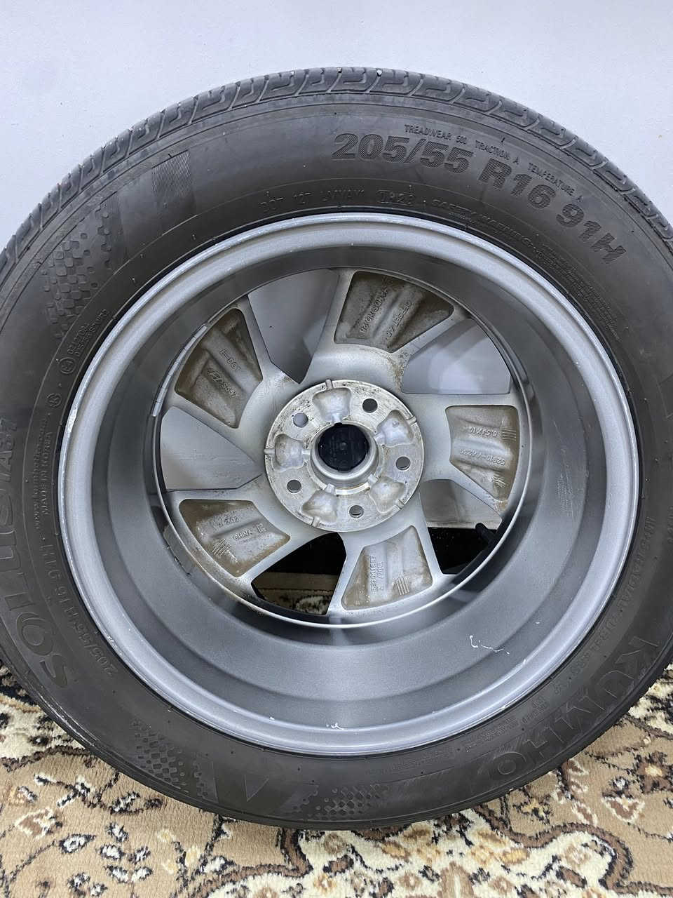 السلام عليكم اخوتي الغالي تخم ويل كاب هو والتاير اخو الجديد تخم تاير كوري تجي وشوف والي ميعجبه يترك كلمة طيبه 450 وبيهن مجال بغداد الدورة ***********
