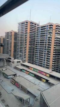 شقة للإيجار في مجمع بوابة العراق السكني   مساحه ١٩٨م بنايه ٣٦ طوابق عا...