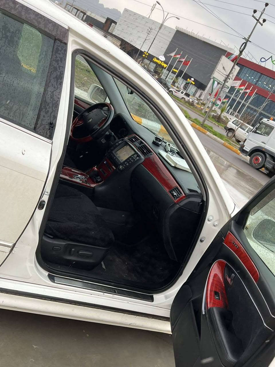 تۆیۆتا کراون شاهینە ٢٠٠٧ بڕاوە
مەکینە ١٨٤ ی بێ دوکەڵ ✈️

گێر و مەکینە بەشەرت ✅️
کۆدی بۆ کراوە ✔️
سڵایت 
ساج سور 
سوکان عەزەڵ 
بەسمە رەساسی 
پێنج بەسمە 
لایتی ناوچەی کوێر 👀
هەر چوار دەرگای لیدی بۆ دانراوە 
ویل دینگە ویل و تایەی نوێ
سڵایتی مەزبووتە 
تازە ڕۆنی گۆڕاوە 
هەرچوار جام و سڵایتی خراوەتە سەر ئۆتۆ 
لەمسی شاشەی مەزبووتە 
کارەبایی و تەبرید و گەرمی مەزبووتە  
کامل کامل مەسروفە
شوێن بڕاوەی چاک کراوە 
دەعامی بۆ دەعامی بەشەرت 

ئەگەر مشتەری تەلەفون بکە مەعامەلە لە کۆمێنت ناکرێت 

*********** --- ***********
