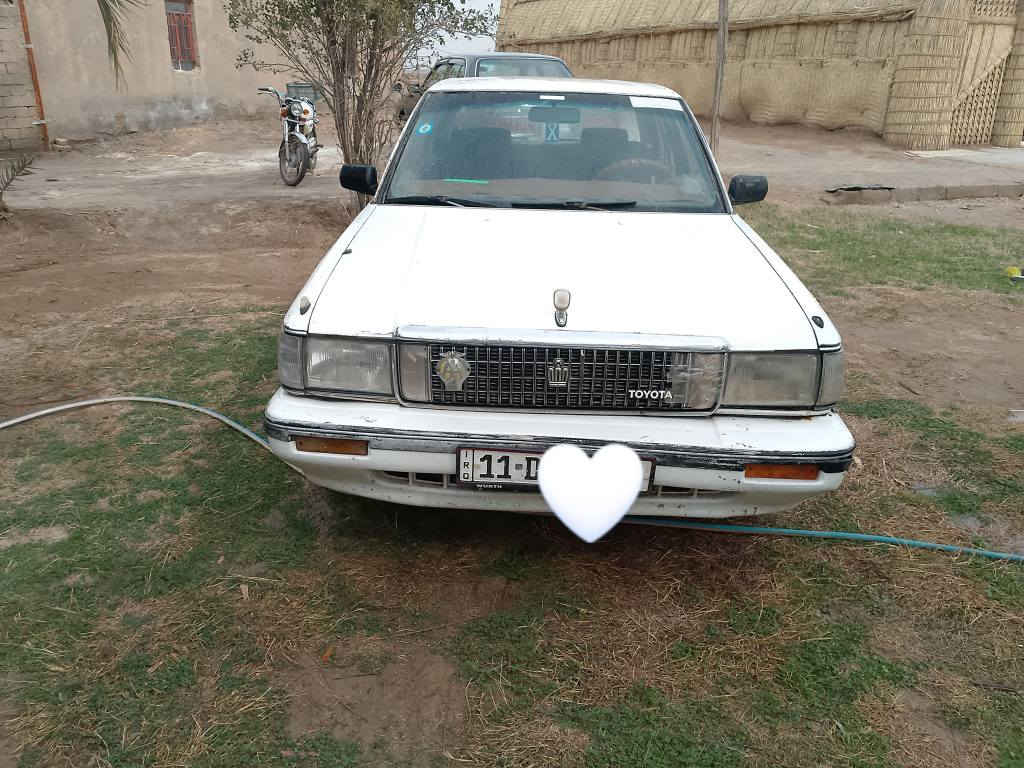 سلام عليكم للبيع سيدان موديل 88 رقم دولي بغداد تايرات جدد حداديه جديده تبريد شغال سنويه مجدده 2030 مصبوغه حزام مكفوله من نقل الجثه والعيب الشرعي مكينه وكير مكفول السعر 45 وبيها مجال قليل العنوان ذي قار الغراف  لاستفسار الاتصال على الرقم ***********
