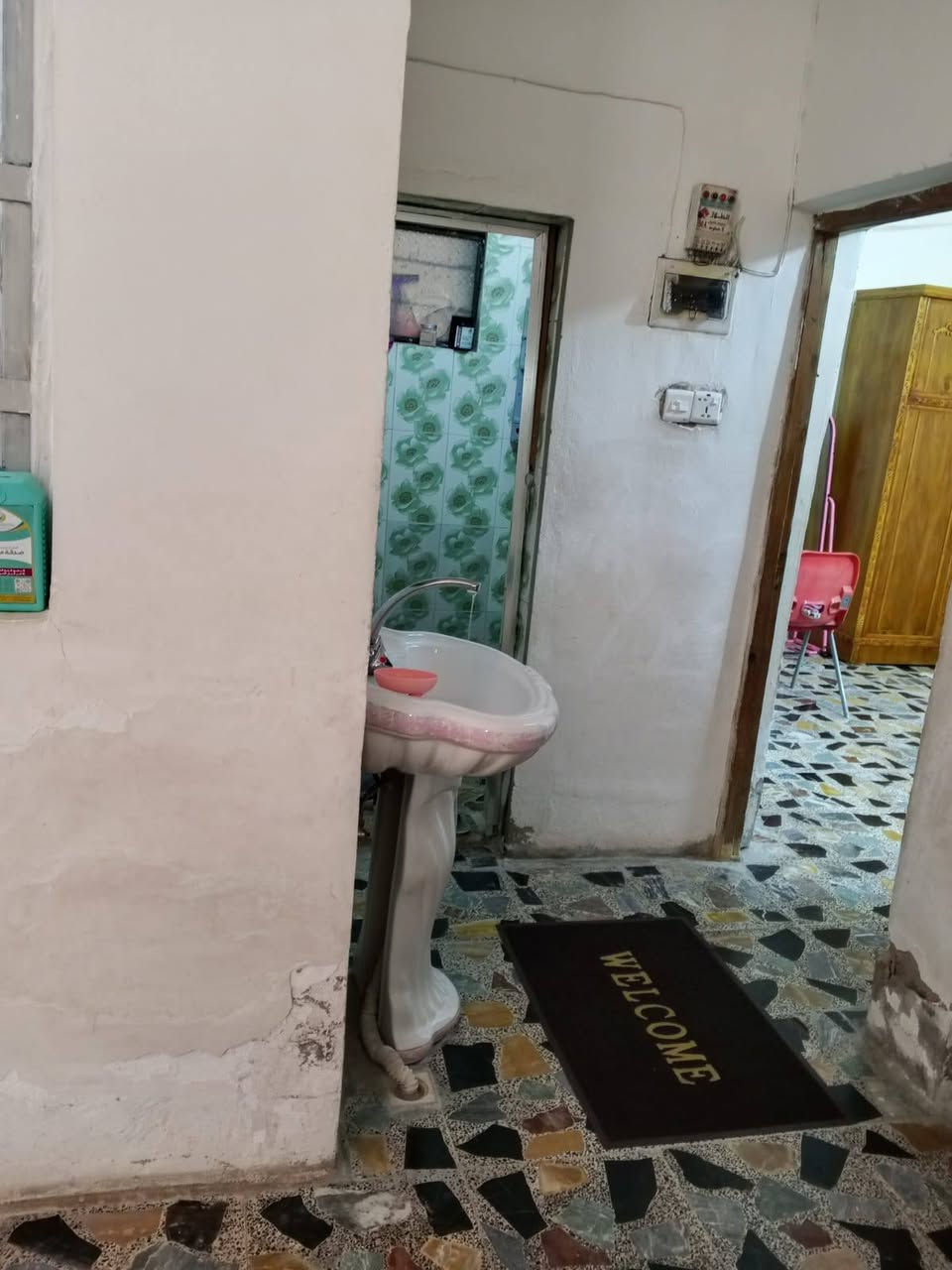 السلام عليكم نصف قطعه للبيع ب قطاع الرابع قرب المركز طابقين مسلح استفسار ***********
