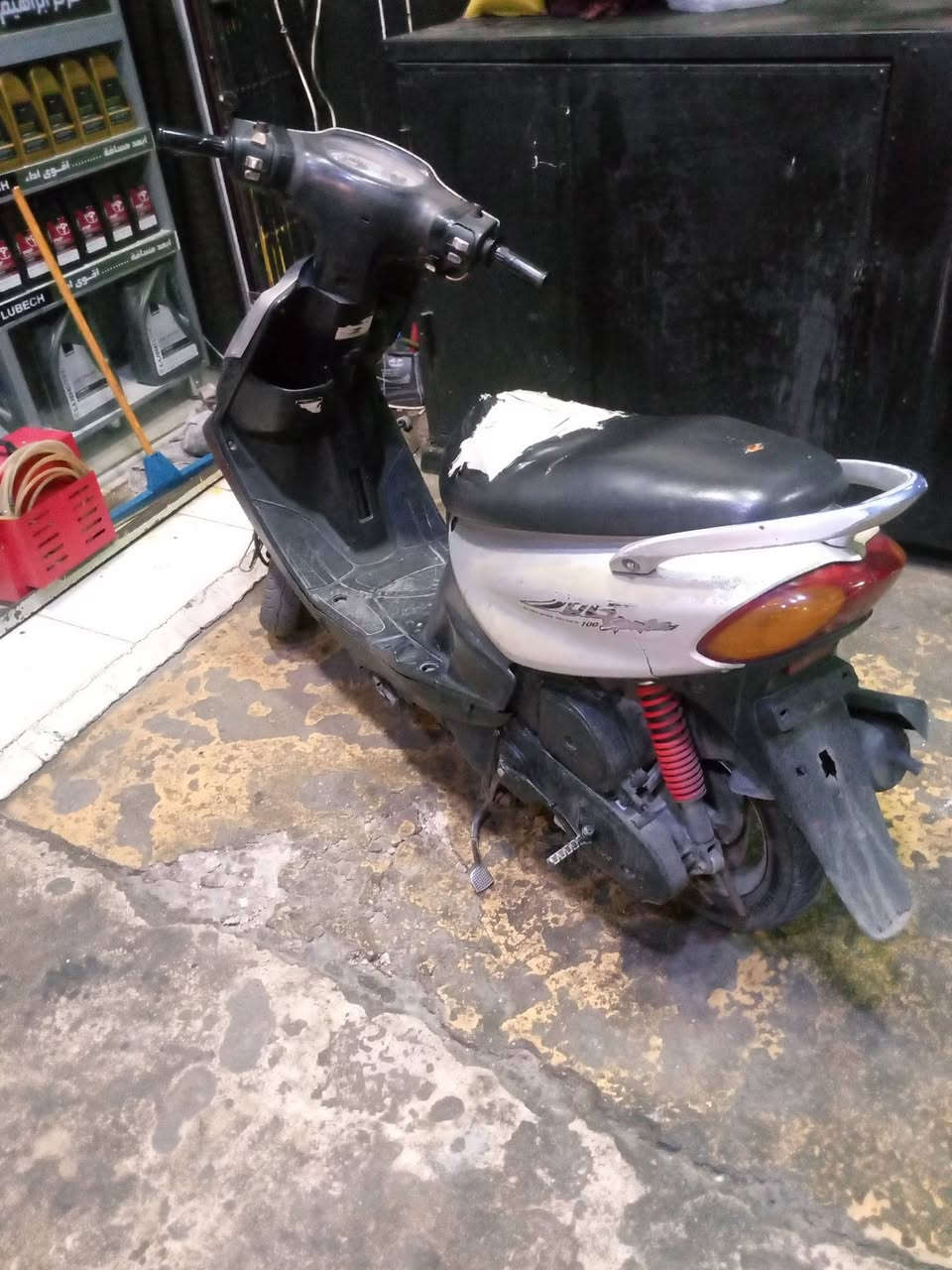 دراجه ماكس قجمه البيع نقص سلف ولايت وكشن 

دراجه بلادي سعر 350 بيها مجال للشراي  عنوان 

زعفرانيه سارع المعهد ***********
