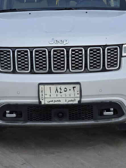 السلام عليكم 
جيب اوفرلاند موديل 2018  فول الفول لون صدفي 
مواصفات السياره، 
1- محرك 6 سلندر 3600، صالنصه عدد ثنين
2-رقم بصرة بااسمي
3-فتحه بانوراما، 
4-كشنات جلد بيجي تدفئه تبريد، كشنات خلفيه تدفئه 
5-كشنات اماميه فول تحكم كهرباء+خرن 
6-ستيرن تدفئه+ ستيرن كهرباء+ شفتات
7-دشبول خياط بلادي اصلي 
8-جكات
9-اربع وضعيات للقياده 
10-نظام صرف الوقود (ايكو)
11-مرآه جانبيه في حاله الرجوع للخلف+ هيتر 
12-لايتات لدات امامي خلفي+ منضمومه زنون بلادي
13-كامره خلفيه + حساس خلفي امامي 
14_ شاشه كبيره 
15- صندوك كهرباء 
16-تشغيل عن بعد 
17-هوكات امامي + خلفي
18- غرفته لون بيجي
19-باقي المواصفات المعروفه بالجيب اوفرلاند
محرك كير شرط 
السياره ماناقصها برغي ماتصرف عليها ربع
شرط بانزين عادي بدون ادوانز
السياره فقط تقرير قطرة ماداخللة والصور التقرير مرفقة 

مكانها البصرة   الاتصال ***********
السعر  خاص الخاص مفتوح
