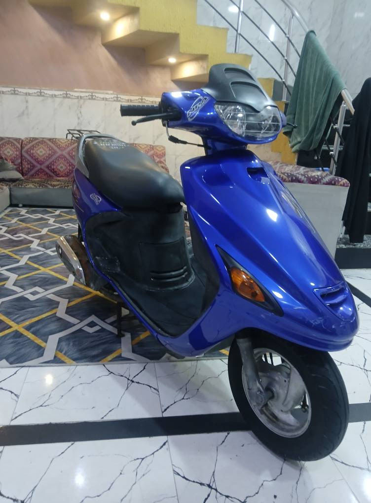 السلام عليكم 
دراجة فراشه فحل ياباني للبيع دراجة مامفتوحه سلف هندر كهربائيات كلها شغاله دراجة جديده مال باله ماصرله هواي من طالعه من الوكيل السعر 600 وبيه مجال قليل الشراي العنوان البصره ابي الخصيب الاستفسار على هذا الرقم 
***********
