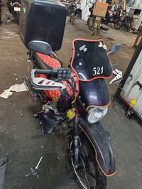 بوكسر للبيع موديل 22 رقم وسنوية بغداد بأسمي مجفته تجفيت شركة مصار اسبو...