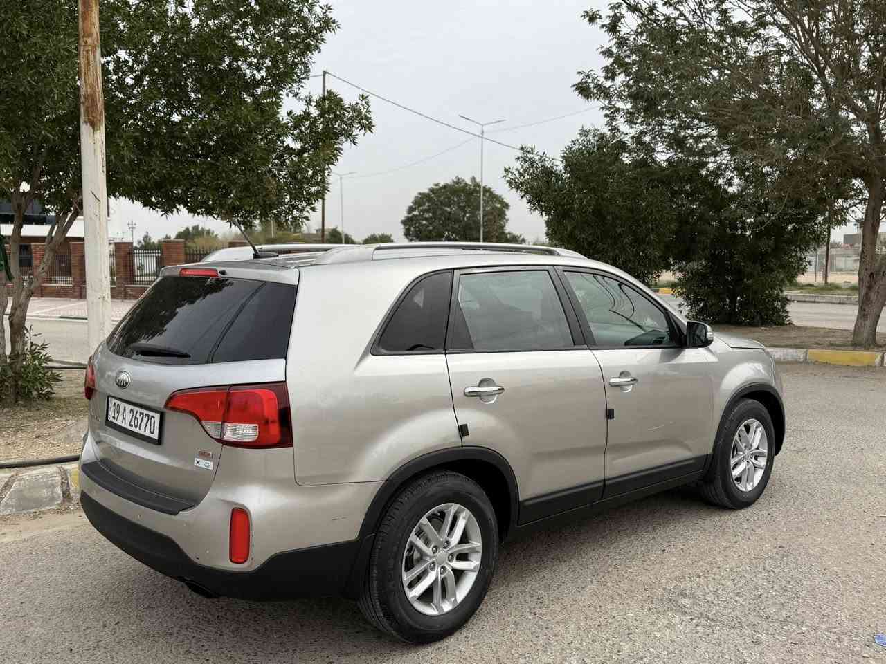 سورنتو مديل 2014 حادث امريكه جاملغ. بدون دواخل شرط. واني رشيت البنيد اثر جراد سياره جديده وجاهزه من كلشي رقم كربلاء بسمي  7راكب قطعتين تبريد كامره خلفيه حساس خلفي اشاير بل مري مكاني كربلاء السعر اتصل وتدلل ***********
