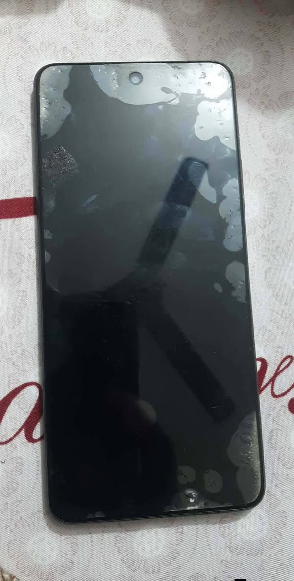 السلام عليكم oppo A58 للبيع اب 170 الف ذاكرته 128 رامه 16 مكاني بغداد المشتل جهاز نضيف غير داخل تصليح 
‏‪0770 276 4485‬‏
