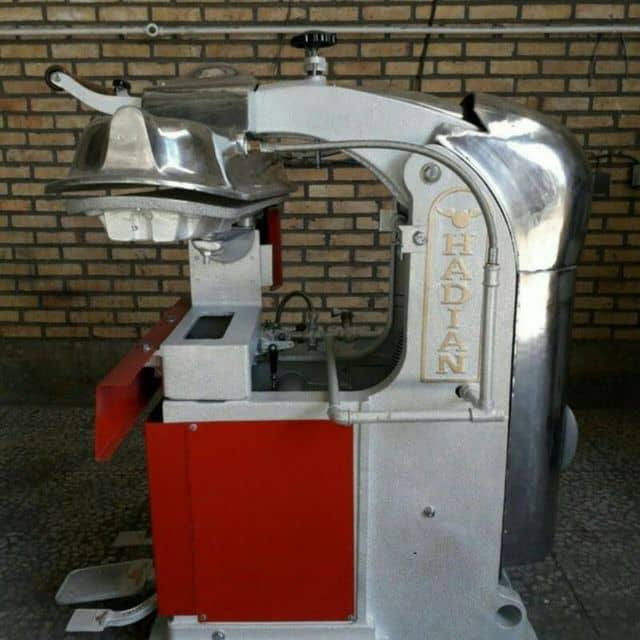 بسم لله يوجد جميع اجهزة غسالات مجففات ابريسات بيلرات نورفات وصيانة جميع انواع الاجهزة الاستفسار اتصل ابو تبارك بغداد***********
