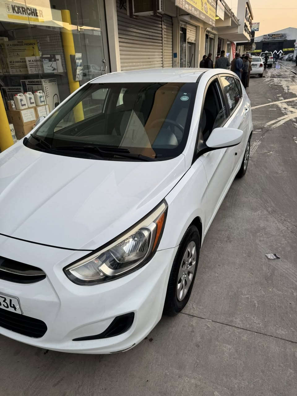 اكسنت هاتش باك (جنطة) وارد امريكي
محرك 16 جي دي اي معمره بيدي شرط بنزين عادي وتبريد ما تدك كير اي تي
تبريد ثلج
صدر جديد
طخم تايرات جديد
شاشة+كاميرا
طخم بلكات جديد
تشغيل عن بعد+جامات تنرفع تلقائي عند القفل
تحكمات ستيرن صوتيات+مثبت سرعة
السيارة جاهزة ما تحتاج اي مصرف
سنوية الى 2029
شرط التحويل بأسمي اجي وياك لاربيل نحولها ونرجع
ضررها جاملغ خلفي دوسات بدون ايرباك بدون شواصي
السعر ١٠٧ بي مجال بسيط


**إذا كنت صاحب هذا الإعلان وتريد حذفه لأي سبب، رجاءا أرسل رسالة إلى الدعم الفني**