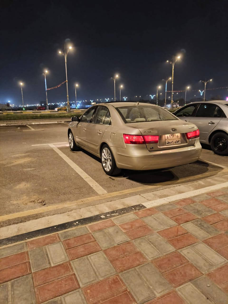 السلام عليكم
سوناتا موديل 2009رقم اربيل
 مصبوغه حزام بدون دواخل 2400
مكينه وكير خير من الله 
  السع $ 112 $ وبيها مجال العنوان 
 كربلاء المقدسه 
*********** واني خادم
