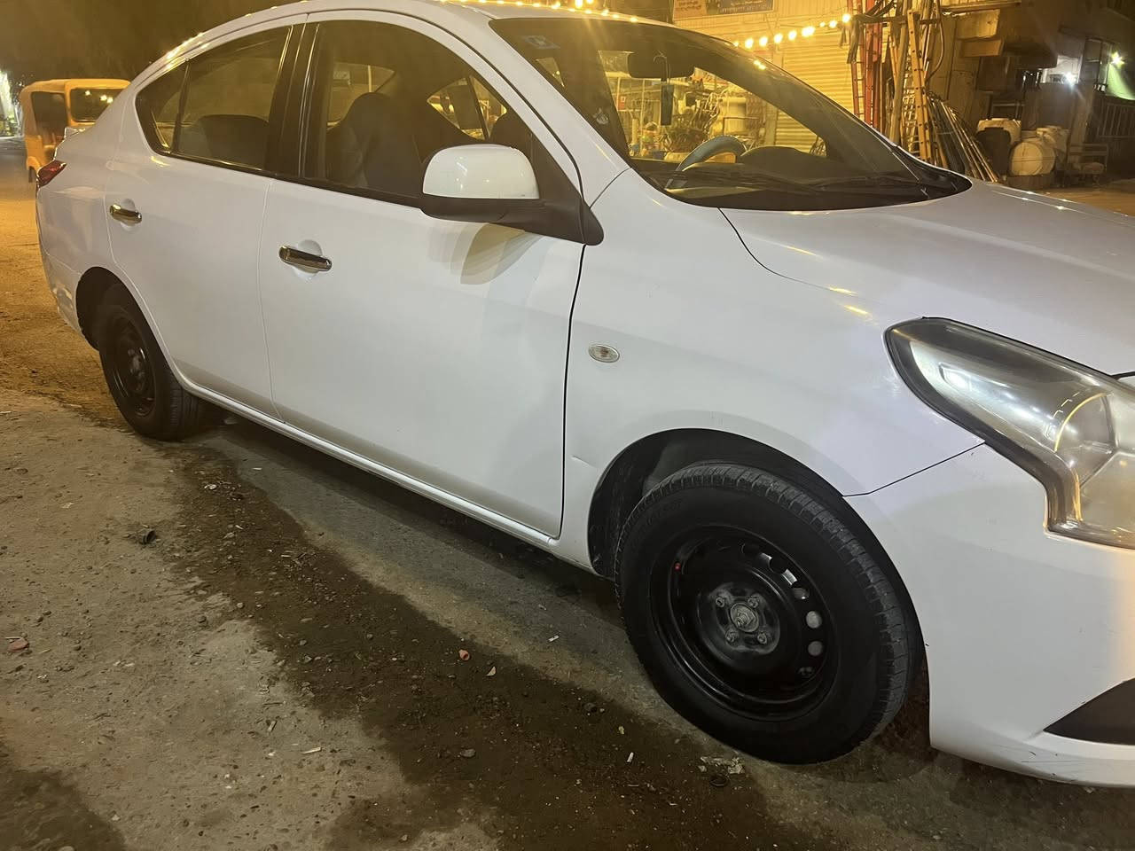 السلام سلام عليكم نيسان صني 2017 مكاني مدينه الصدر تفاصيل اكثر اتصل  وتدلل عارضه 99$وبيه مجال نضيفه حيل السياره مسويله ادامه كامله كبل للشارع برغي متصرف عليه


**إذا كنت صاحب هذا الإعلان وتريد حذفه لأي سبب، رجاءا أرسل رسالة إلى الدعم الفني**