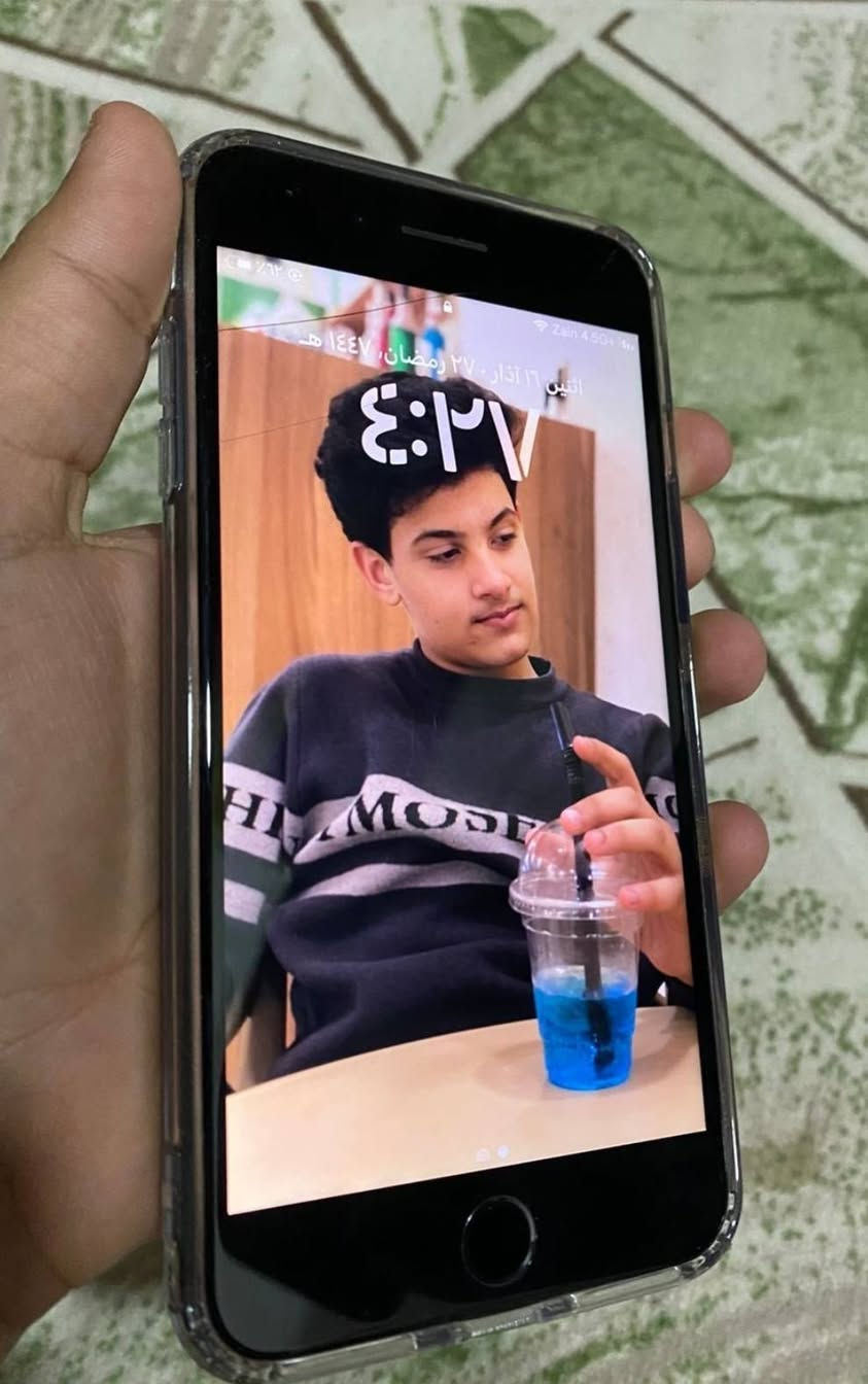 السلام عليكم
ايفون 8 بلص
مبدل شاشه و بطارية ونسبة 100 
يشغل 60 فريم صافيات 
كلشي شغال بي كامرة وأزرار وشريحه كله شغال مابي اي مشكلة
بس فقط فطر كلش بسيط بل شاشه موضح بل صورة ابد ما يأثر
السعر 120 بي مجال حگ الجية
الرقم بي واتساب
***********
لا اتواجد فيس
