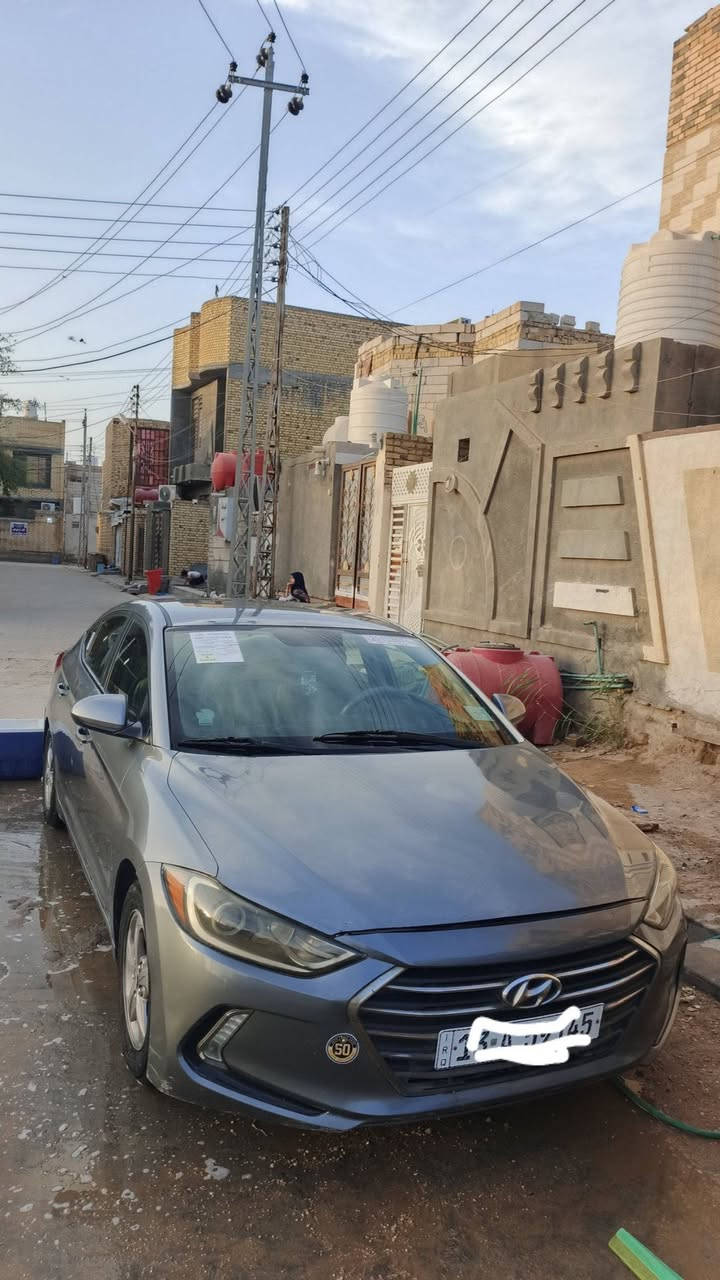 سلام عليكم لانتره17 كير مكانه خير من الله تبريد تحكم بل سرعه سعر 120 وبيه مجال أمريكي بسمي حادثه بنيد فقط شراي يتصل ***********

