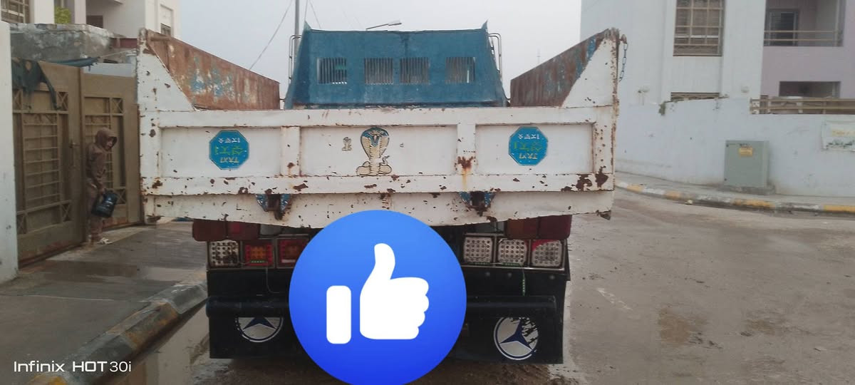 للبيع او مراوس بسياره صغيره كنتر نيسان 4طن رقم نكليزي مكاني الديوانية ***********
