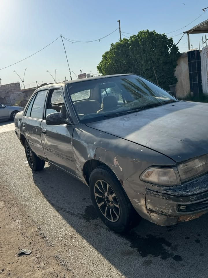 السلام عليكم سياره كرونا موديل ٩١
محركها يبخر وسنويه ساقطه والسياره شغاله وتمشي 

رايدها ب ١٧ ورقه وبيها مجال مكاني واسط 

***********
