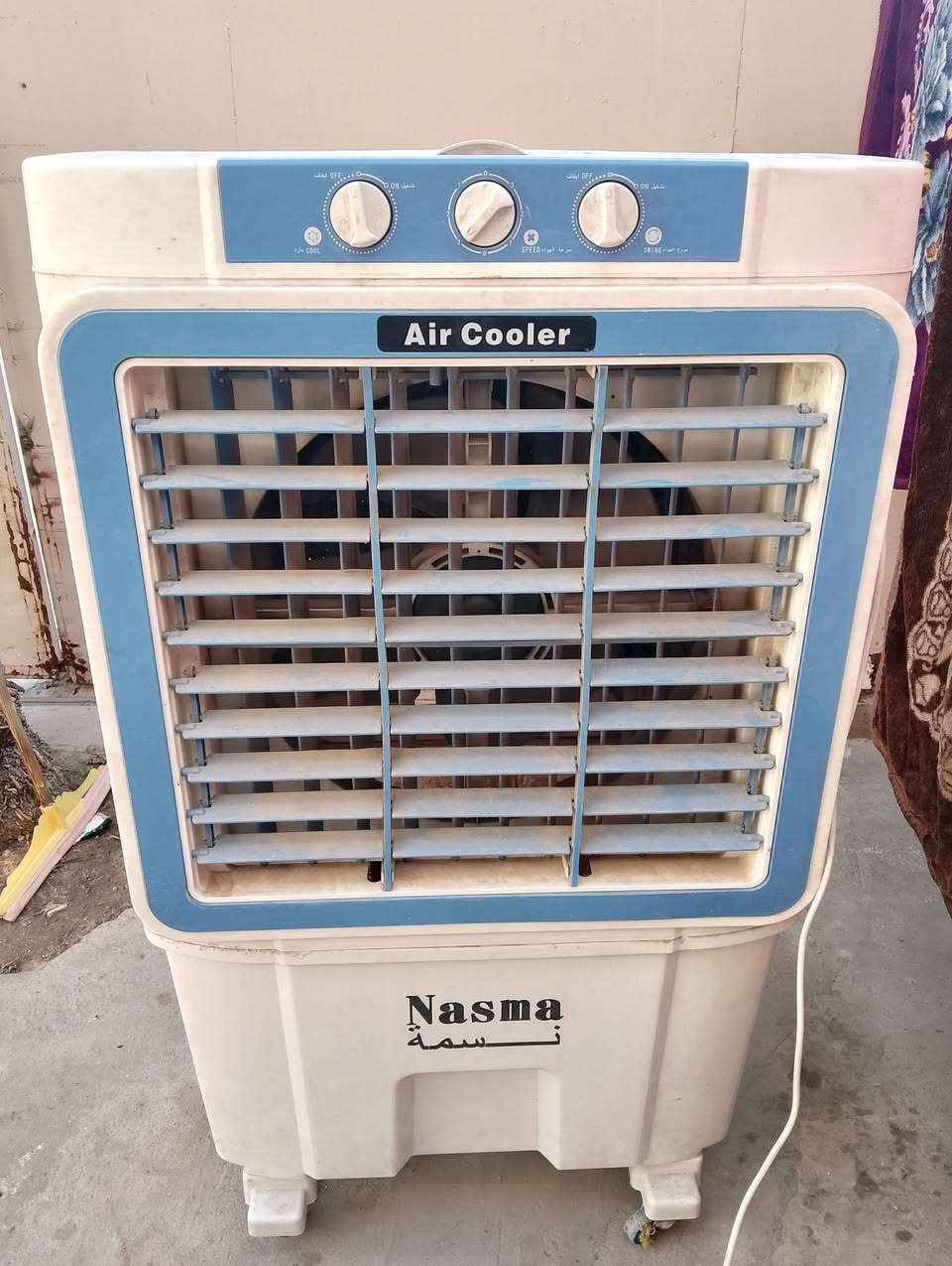 كومفيره جدا نضيفه وشغاله بس متروكه السعر 50 قفللللللل *********** واتس
