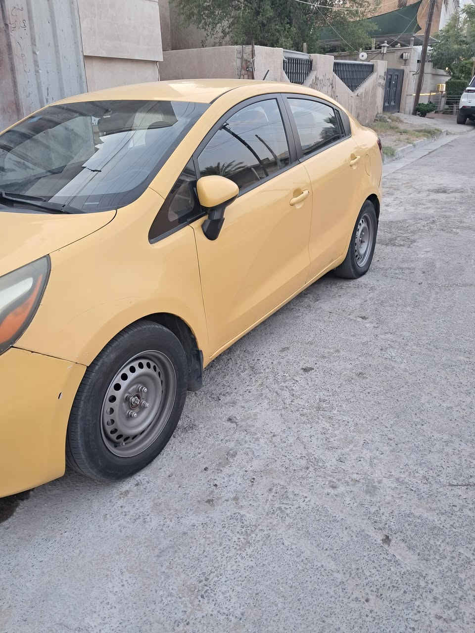 كيا ريو موديل 2013 وارد أمريكي محرك 1600 سنويه بسمي  سعر 73 ورقه 
وتساب *********** باقي تفاصيل
