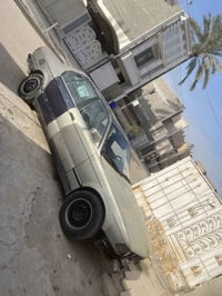 bmw730اكفلك مكينه وكير شرط شعله ومعدل السيارة مال تعمير بس تسمكر وتصبغ...