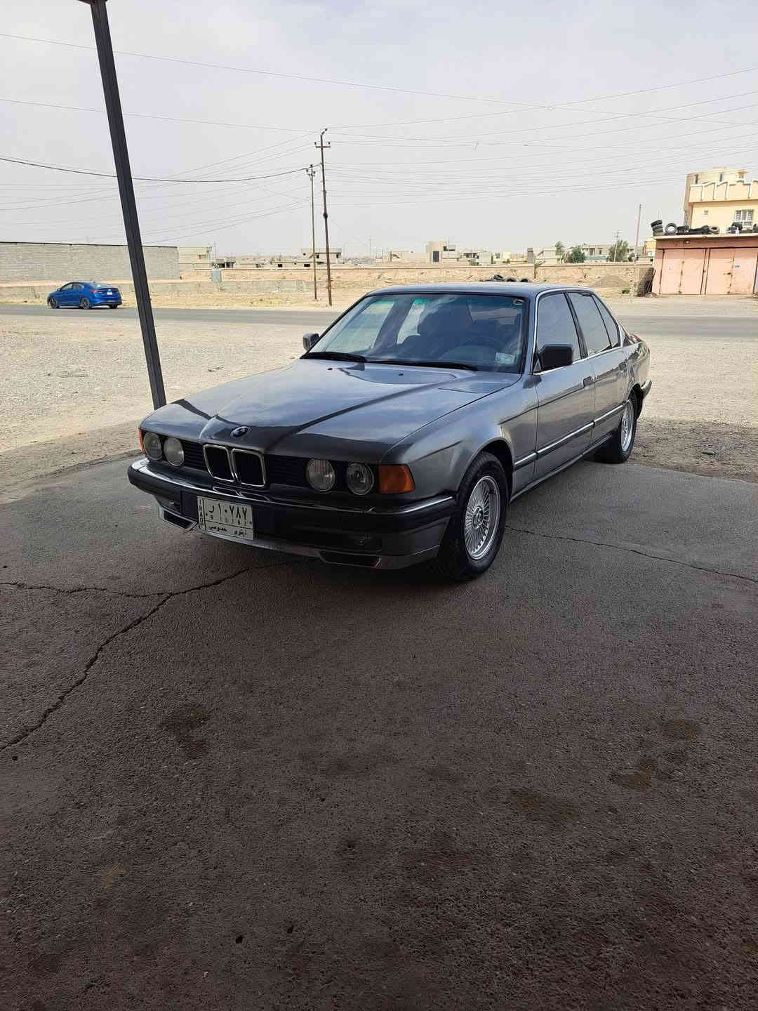 بيئم 735
موديل 1993
شرط وكالة وتحويل 
محرك وكير شرط 
تدفئة تبريد 
سكليتر كهربائي 
العنوان قيارة 
السعر 48وبيهة مجال
موبايل ***********
خابر وتدلل
