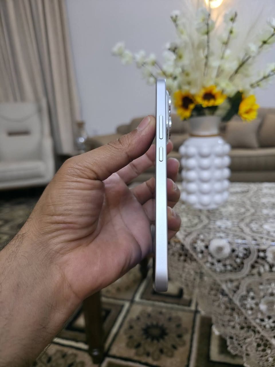 حياكم الله 
هونر 400  5g
جهاز  بحاله الوكاله 
نضافه 100/100
ذاكره 256
كامل ملحقات الأصليه 
السعر 450
العنوان بغداد حي الجهاد 
***********
