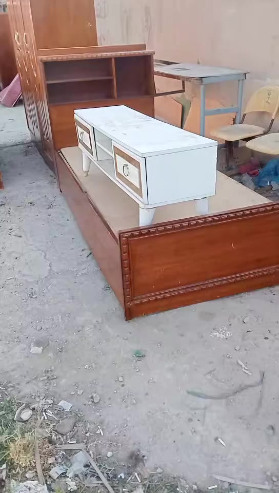 للبيع مكان زعفرانيه ***********
