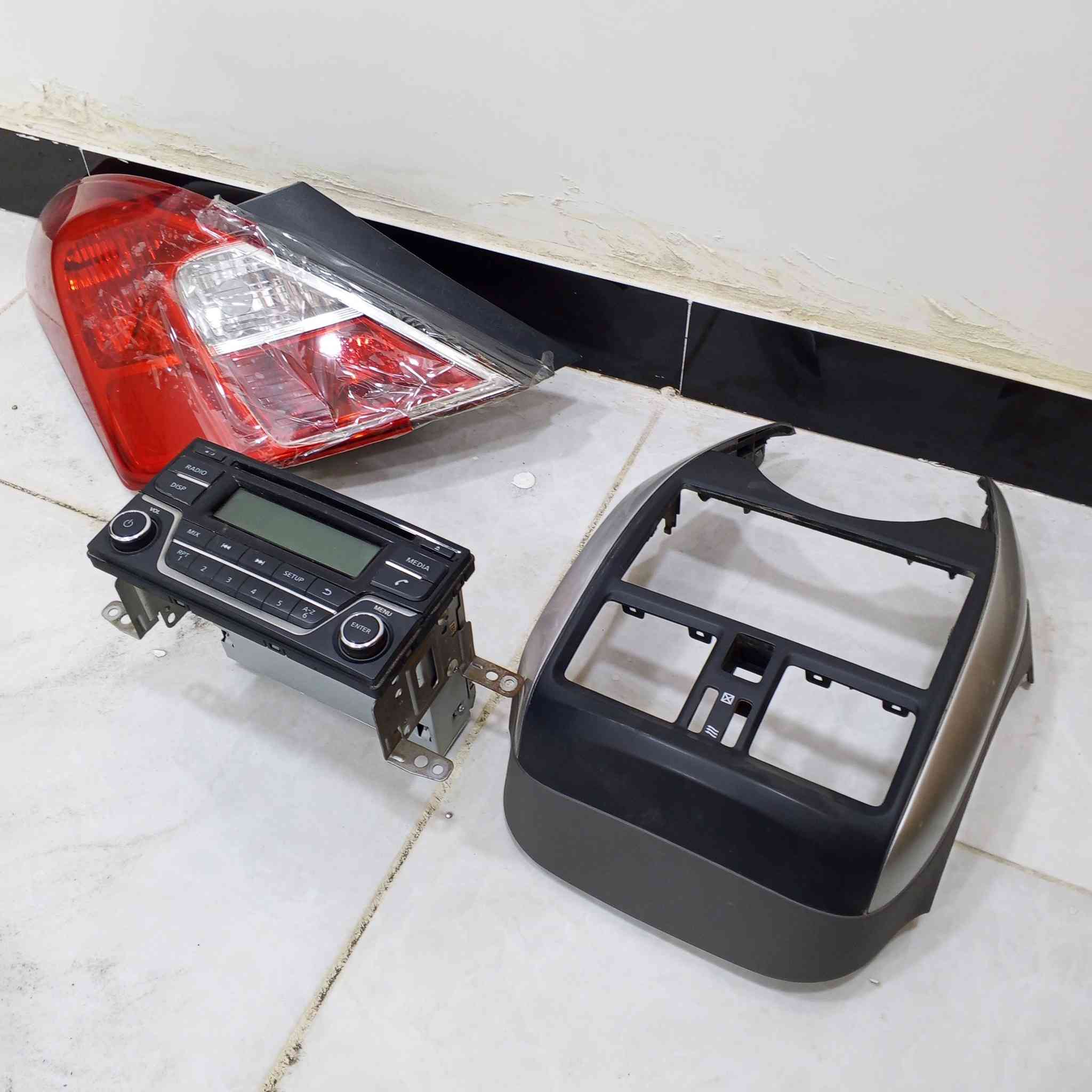 غراض نيسان صني موديل 2019 بسعر مناسب


**إذا كنت صاحب هذا الإعلان وتريد حذفه لأي سبب، رجاءا أرسل رسالة إلى الدعم الفني**