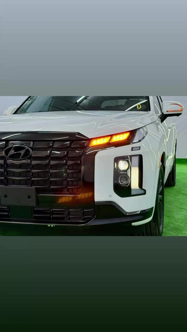 🧿🧿🧿 يرجى قراءة الاعلان بشكل كامل 🧿🧿🧿 

Hyundai Palisade Calligraphy .. 2025 .. 

     👈🏻👈🏻👈🏻 هونداي / بلسايد / بانزين 👉🏻👉🏻👉🏻 

  ♦️ السيارة موجودة في الأردن المنطقة الحرة ♦️ 

           ♦️ رقم شاصيها من ضمن التصوير ♦️ 

         

موديل :- 2025 
لون :- ابيض      
قوة المحرك :- 3.8 GDi بانزين 
عداد المسافات :- 5567 mi      
عدد المقاعد :- 7 مقعد نظام سياحي 
مواصفات السيارة :-Calligraphy

      🚗 ضرر السيارة سرقه داخليه السيارة  🚗 

الاضافات :- 👇🏻👇🏻👇🏻👇🏻👇🏻👇🏻👇🏻👇🏻👇🏻👇🏻👇🏻👇🏻 

♦️ شاشة نفكيشن 
♦️ تحكم سرعة 
♦️ تحكم مسجل 
♦️ رادار امامي 
♦️ حساس تغيير مسار 
♦️ لايت زنون 
♦️ كشافات اماميه 
♦️ داخل جلد ومخمل اسود 
♦️ تدفئه مقاعد 
♦️ تبريد مقاعد 
♦️ حساسات 360 درجة 
♦️ اشارة جانبية 
♦️ نظام نقطة عمياء 
♦️ فتحة سقف  
♦️ بانوراما سقف 
♦️ تبريد 3 قطع 
♦️ بردات ابواب خلفية 
♦️ اوتو بارك 
♦️ هاند بريك بصمة 
♦️ اوتو هولد 
♦️ مقاعد كهربائية 
♦️ شاحن وايرلس 
♦️ كامرات محيطية 360 درجة 
♦️ حساسات 360 درجة 
♦️ صندوق كهربائي 

و المزيد من الاضافات في عالم ( PALISADE ) 

       🚘 ضرر السيارة كما هو موضح بصور 🚘 

🚦🚦🚦السعرعلى الخاص فقط  🚦🚦🚦🚦
🔺🔺🔺🔺🔺🔺🔺🔺🔺🔺🔺🔺🔺🔺🔺🔺

📍 الفروع:

الفرع الاول :- 
بغداد - البياع - الشارع الثاني - معرض الهاشمي ( سيد سيف الموسوي ) 
‭0790 241 0177‬ / اتصال او واتساب
~~~~~~~~~~~~~~~~~~~~~~~ ‭
الفرع الثاني :- 
المسيب - شارع السدة - شركة علي الريس ( سيد حيدر المعموري )    
‭ ‬‬‭+964 781 976 7048‬
واتساب او اتصال 
~~~~~~~~~~~~~~~~~~~~~~~
الفرع الثالث :- 
النجف الاشرف - حي الحسين - مقابل بانزين خانه الكرار - سيد خالد الكيشوان - 
‭+964 781 399 9323‬ 
واتساب او اتصال 
~~~~~~~~~~~~~~~~~~~~~~~
الفرع الرابع :- 
الاردن - الزرقاء - المنطقة الحرة - شارع ( 21 ) شمال - شركة علي الريس المعموري ( ابو عبدالله الموسوي ) 
( فريق المبيعات ) 👇🏻👇🏻👇🏻👇🏻👇🏻 
00962791707787 / ابو عبدالله 
00962798611811 / ابو محمد 
00962791493166 / ابو احمد 

اي ملاحظات او اي استفسار او طلب صور او مقطع فيديو مصور ل اي سياره يرجى التواصل على الرقم التالي 
00962791311893 / عبدالله الموسوي 

🖋 بإدارة: أبو عبد الله الموسوي

((إن أرضيناك فتحدث عنا، وإن لم نرضك فتحدث إلينا))

🔖 #سيارات_أمريكية #استيراد_سيارات #سيارات_كندية #عروض_سيارات
#الزرقاء #المنطقة_الحرة #سيارات_العراق #سيارات_سوريا #سيارات_الأردن
#علي_الريس_الموسوي #تجارة_السيارات
#موؤسسه_الشهداءالسعودية_الكويت_مصر_العراق_لبنان
