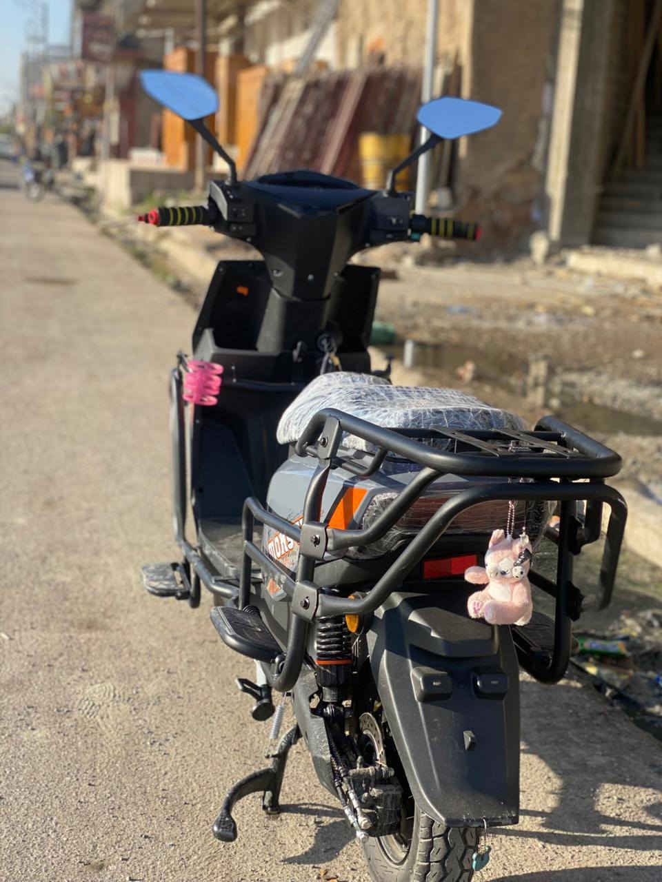 دراجة سكنس مدرع شحن موصفات الدراجة(ملف 3500 W)(تكون من 6بطاريات)  نظام تشغيل سويج نظام تشغيل بواسطة كارت الشاشه ديجيتال نظام بك رجوع للخلف نظام شاشه اكترونيه للسرعه ومعرفة سعه الشحن ومعرفة العطل  العنوان موصل ايسر السعر  850الف المطور نضافه 100/90  فول نضافه ***********
